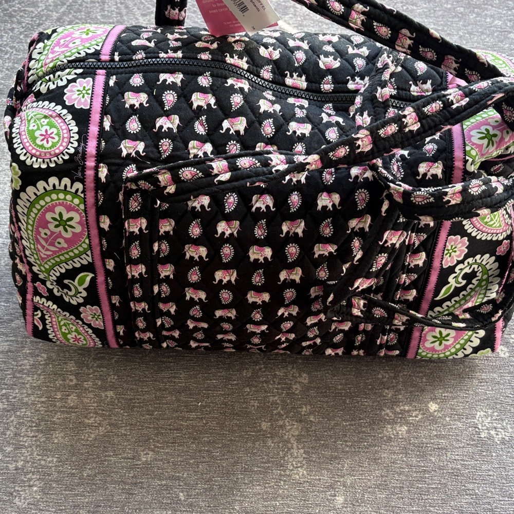 Vera Bradley Stylish small duffel - retired pink elephant pattern
